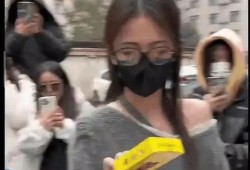 娱乐吃瓜真实爆料视频,真实爆料视频背后的惊人真相